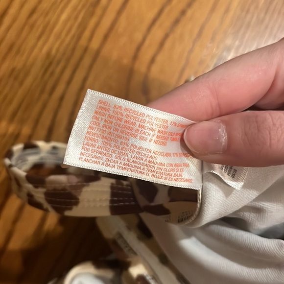 Cat & Jack Girl’s Leopard One Piece Size XL (14) - Picture 4 of 4